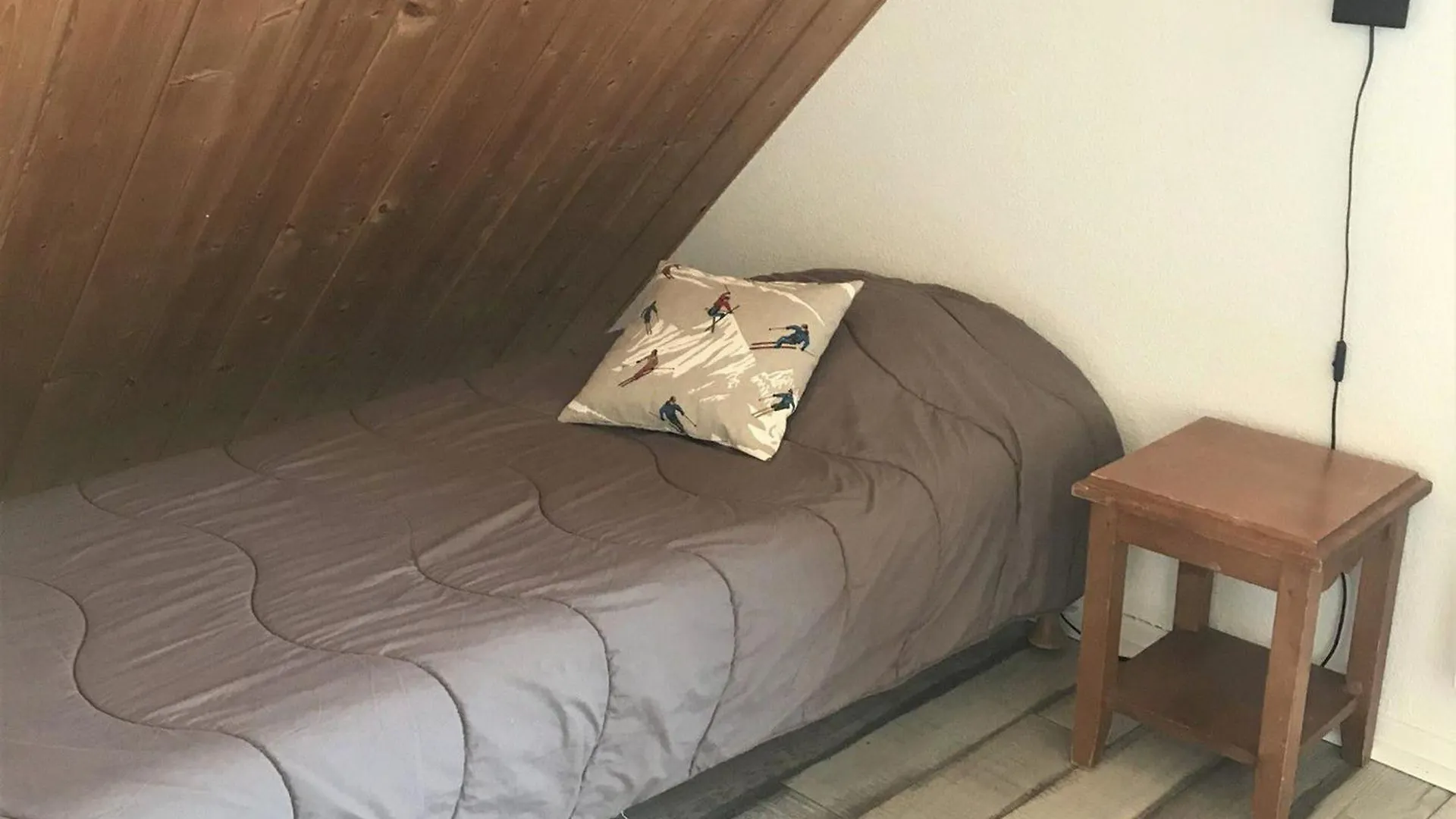 Chalet 3 Pieces Pour 7 Personnes Avec Parking Et Animaux Admis - Fr-1-504-75 Saint-Étienne-en-Dévoluy