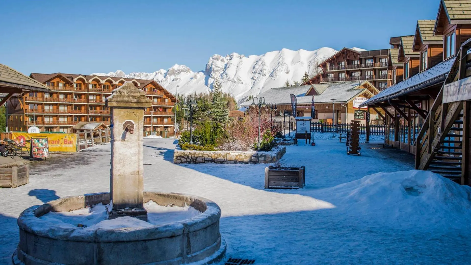 Chalet 3 Pieces Pour 7 Personnes Avec Parking Et Animaux Admis - Fr-1-504-75 Saint-Étienne-en-Dévoluy